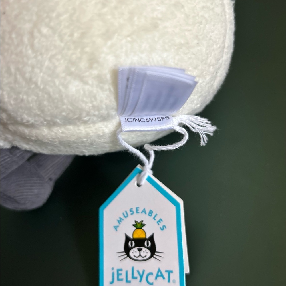 Authentic Skull Planter Jellycat - Picture 3 of 3